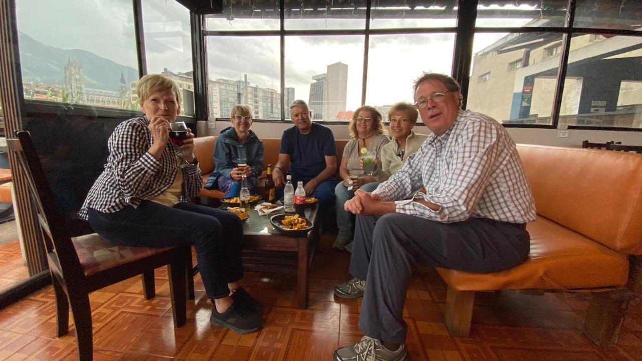 קיטו Hostal La Guayunga Rooftop מראה חיצוני תמונה
