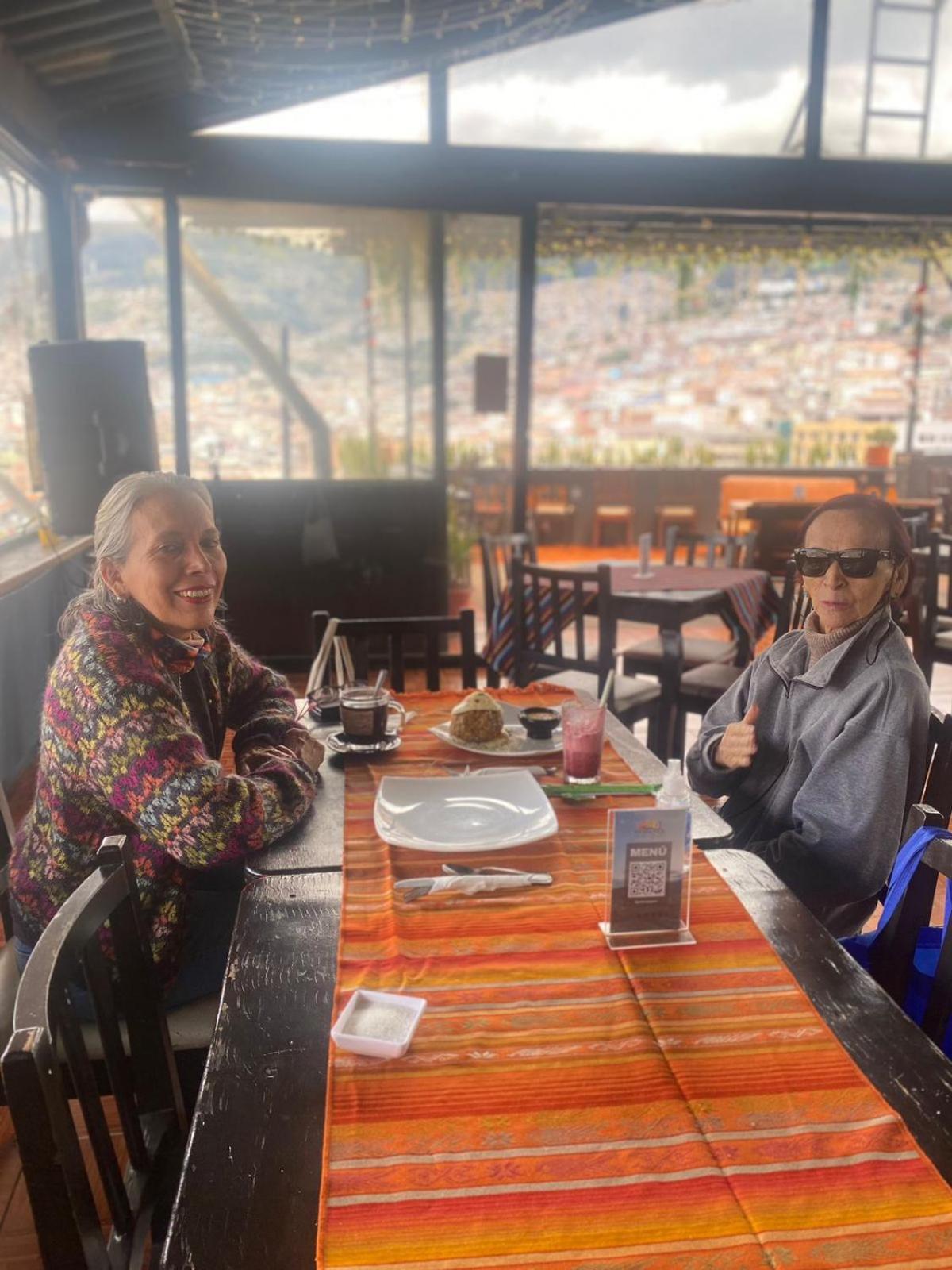 קיטו Hostal La Guayunga Rooftop מראה חיצוני תמונה